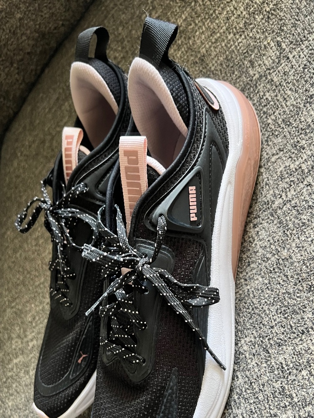 Women’s puma running shoes size 9